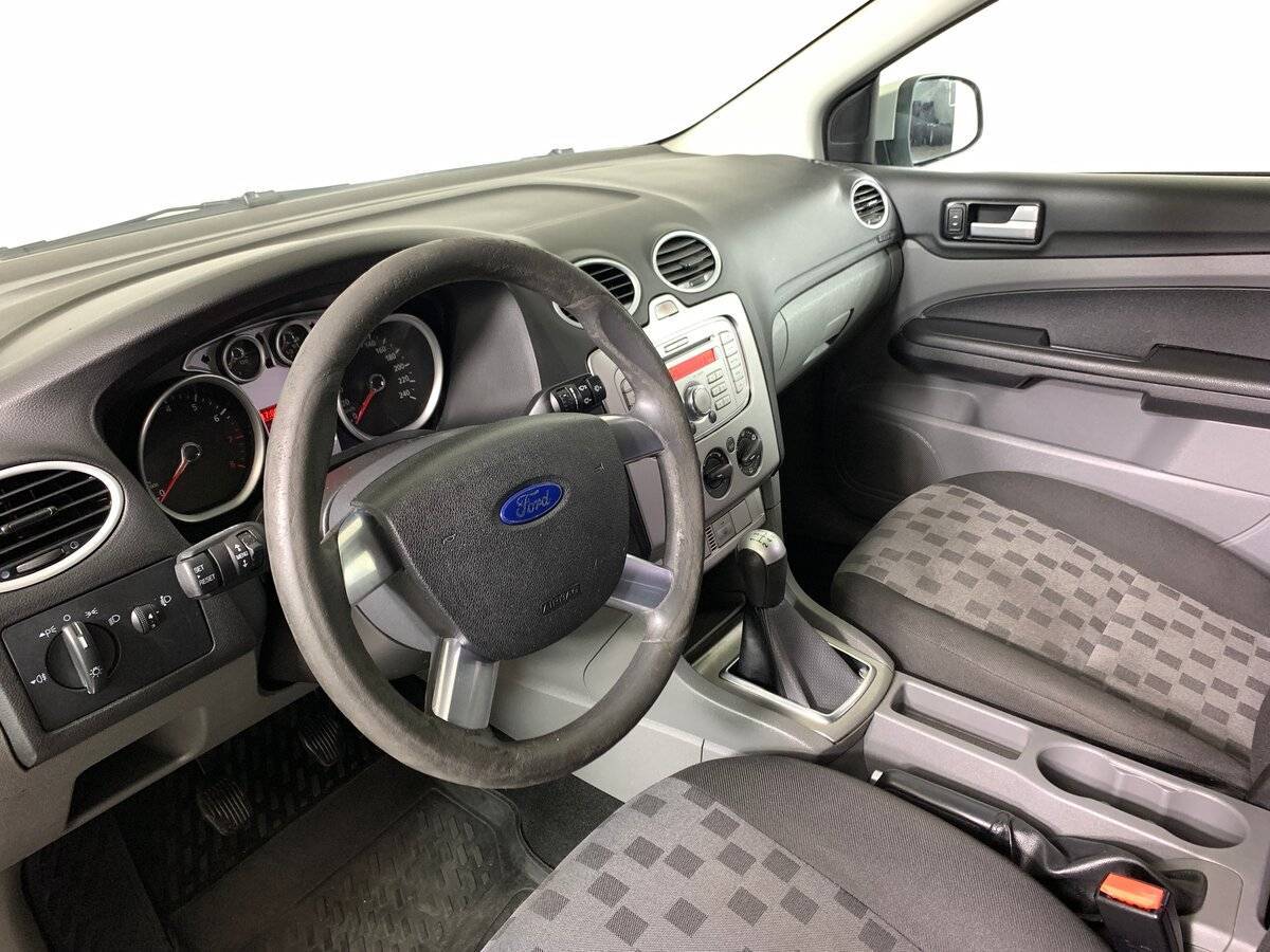 Купить Ford Focus с пробегом. Фото: #7