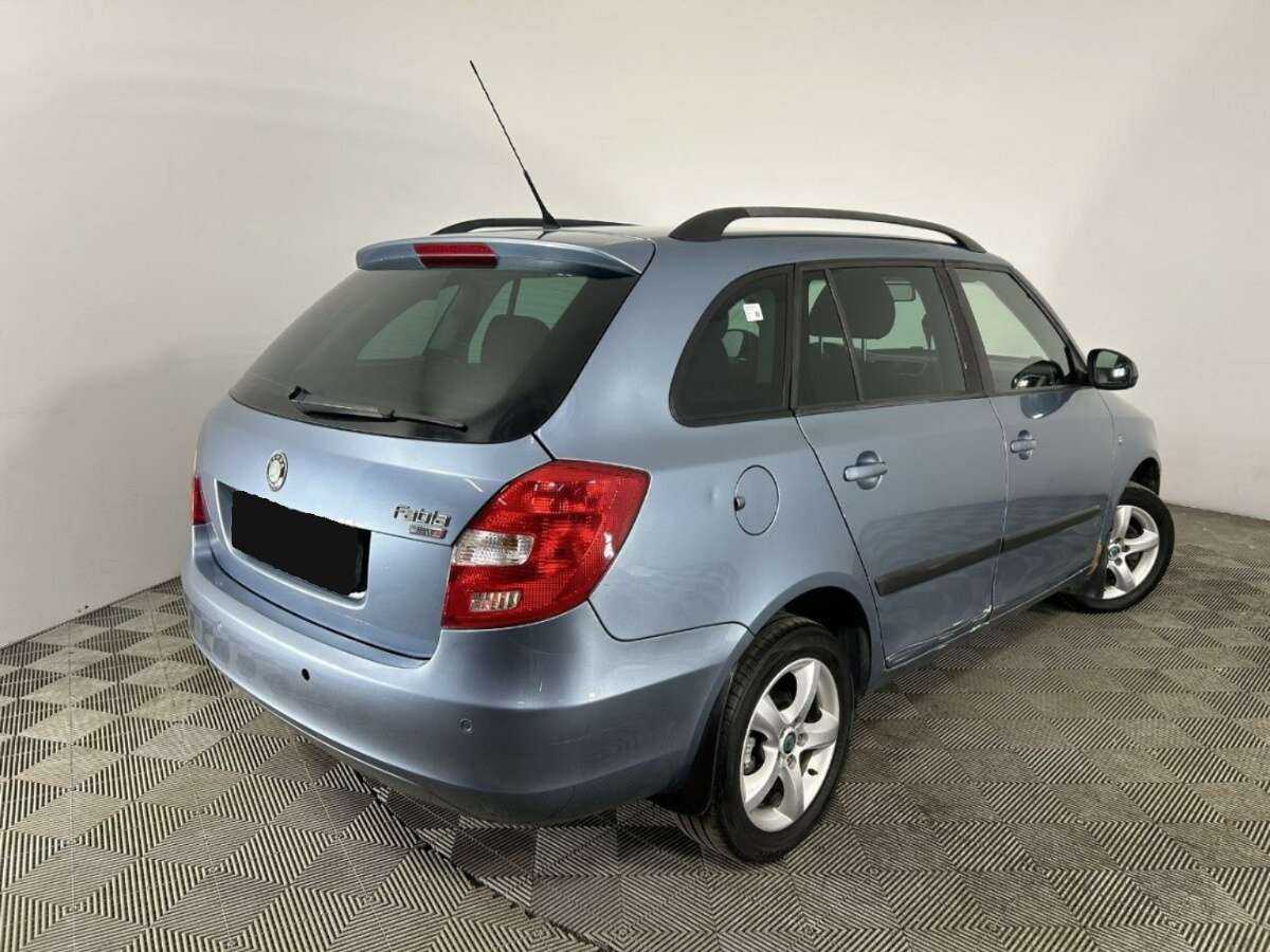 Купить Skoda Fabia с пробегом. Фото: #5