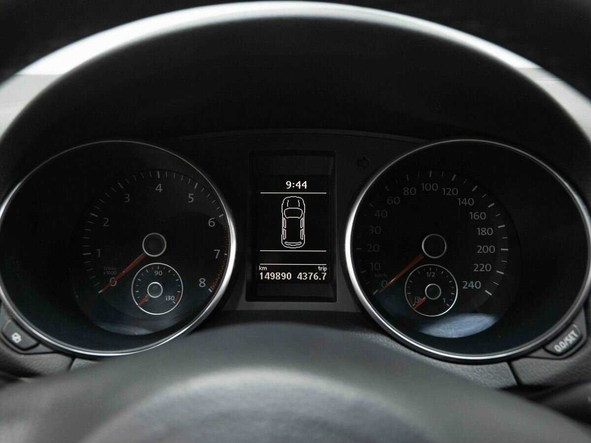 Купить Volkswagen Golf с пробегом. Фото: #14