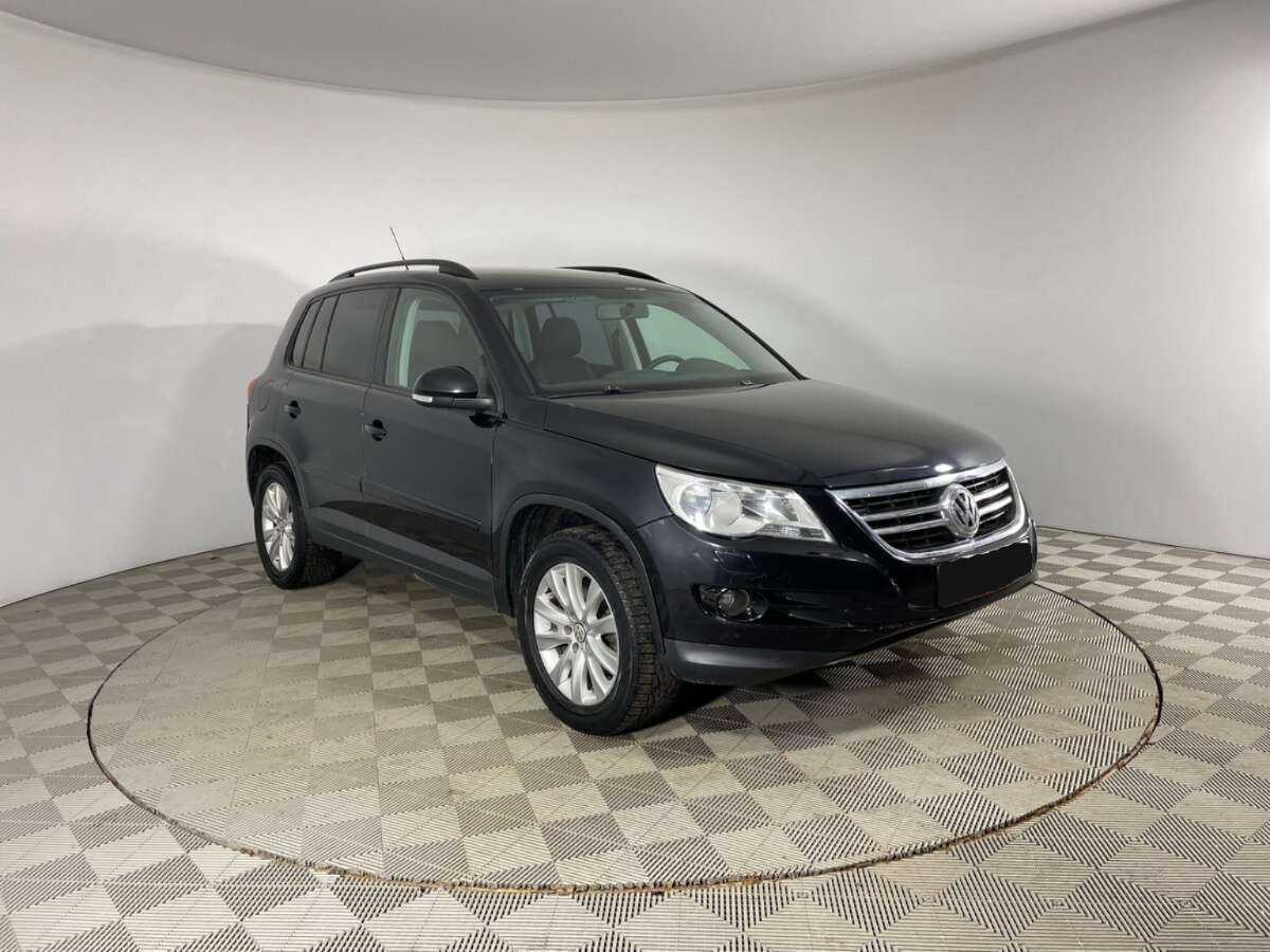 Купить Volkswagen Tiguan с пробегом. Фото: #2