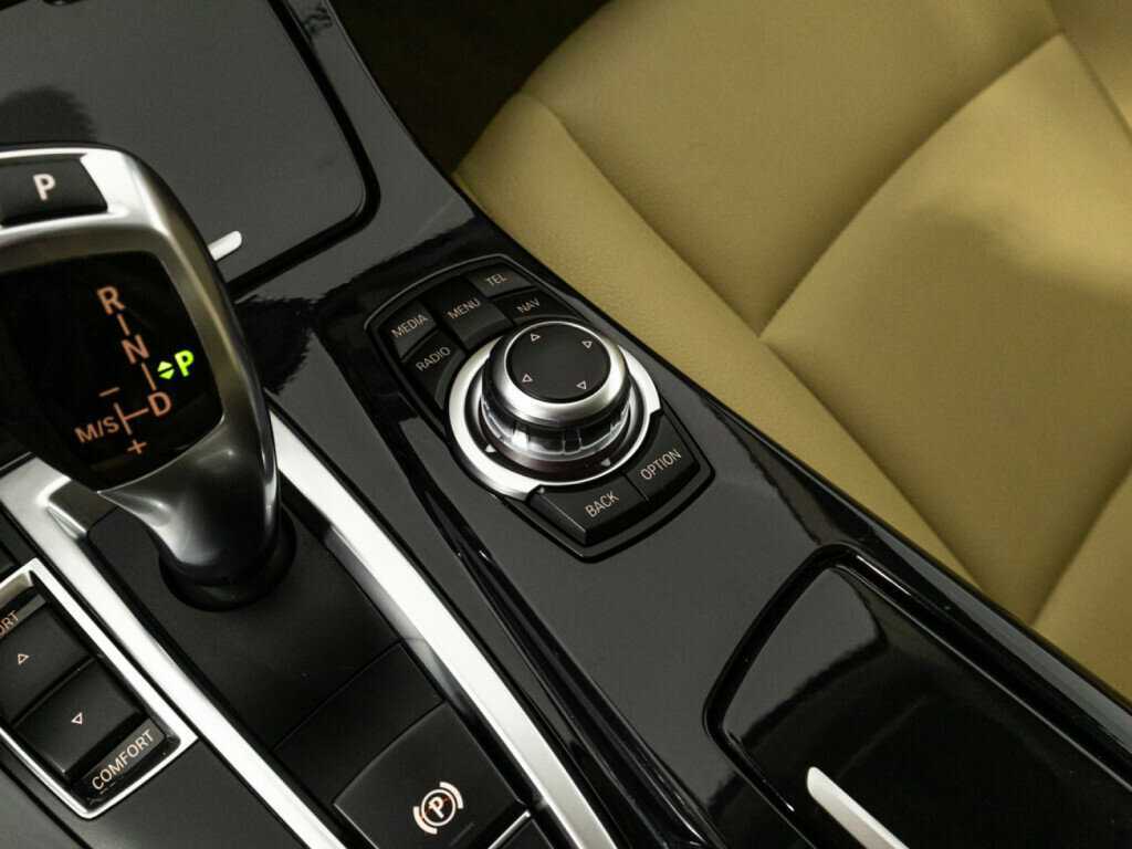 Купить BMW 5 серии с пробегом. Фото: #18