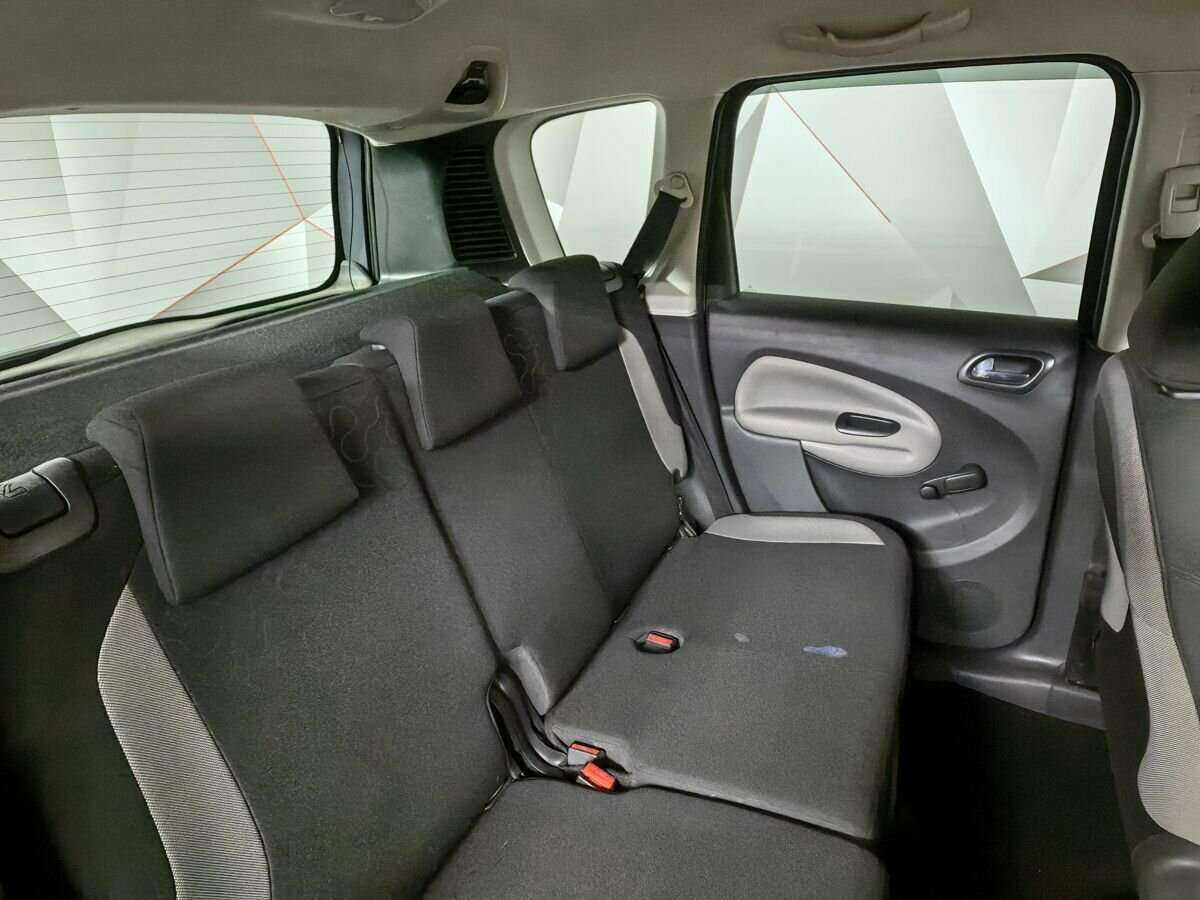 Купить Citroen C3 Picasso с пробегом. Фото: #12