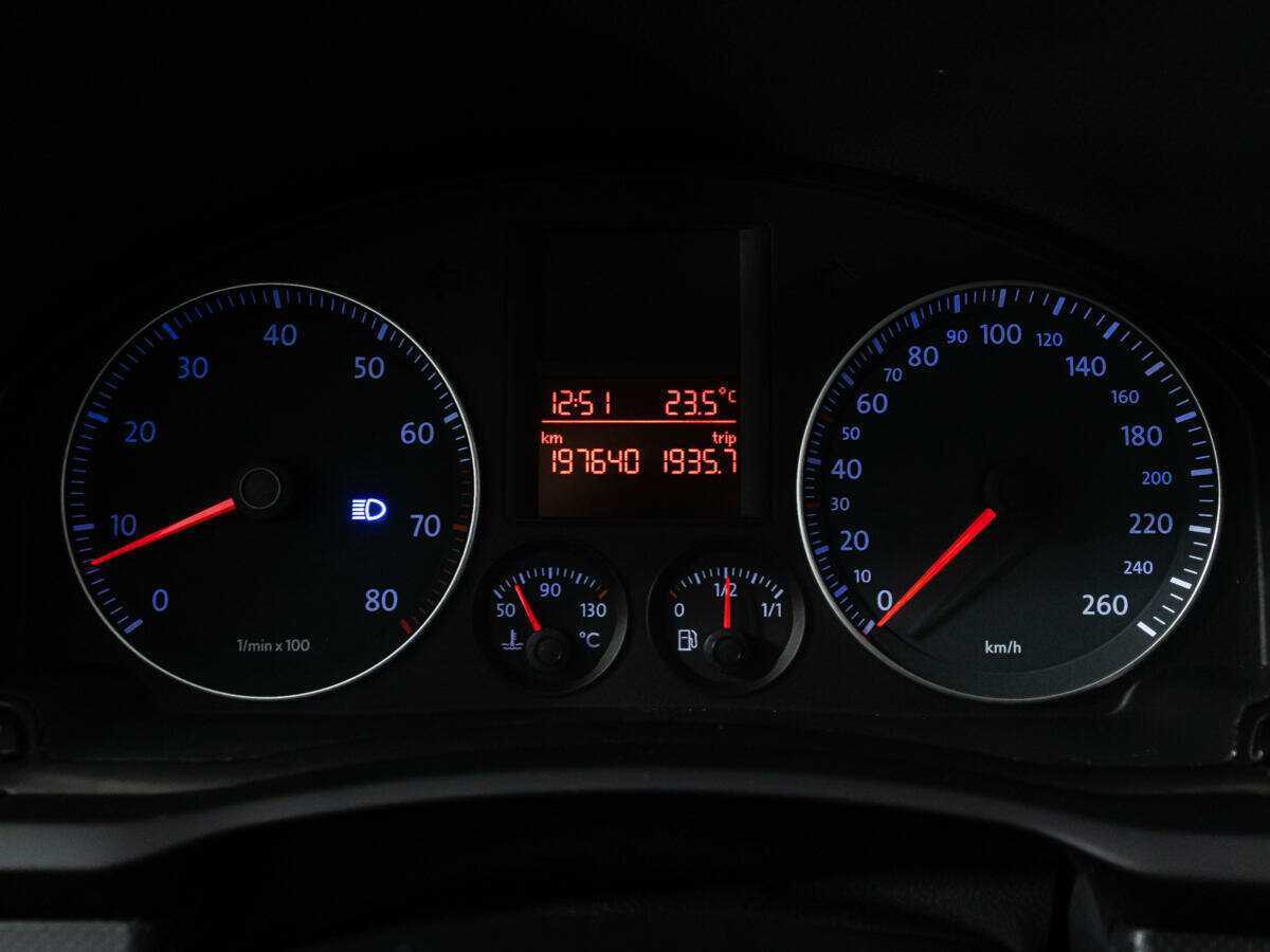 Купить Volkswagen Golf с пробегом. Фото: #11