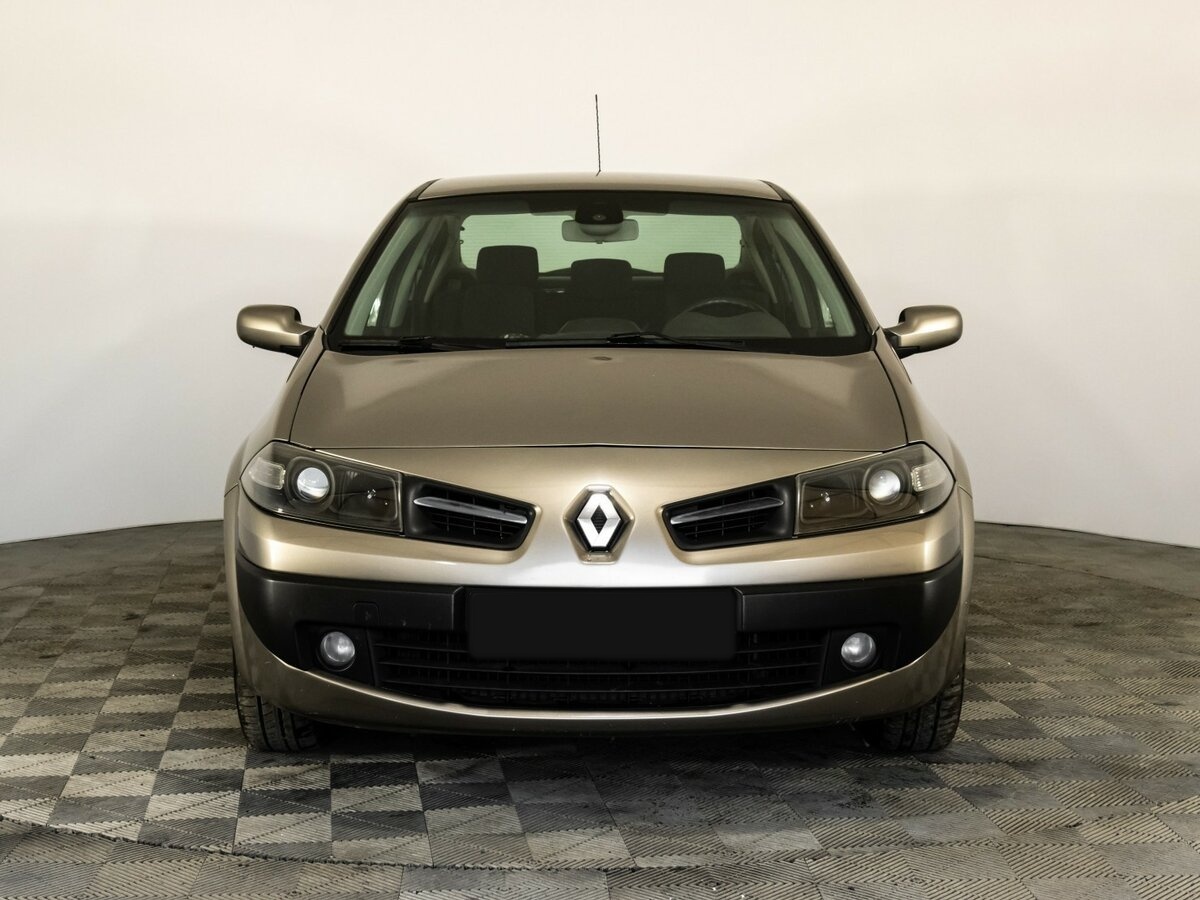 Купить Renault Megane с пробегом. Фото: #1