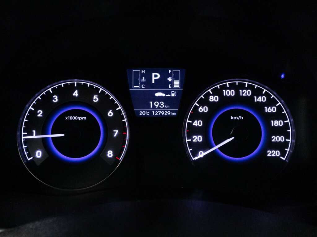 Купить Hyundai Solaris с пробегом. Фото: #11