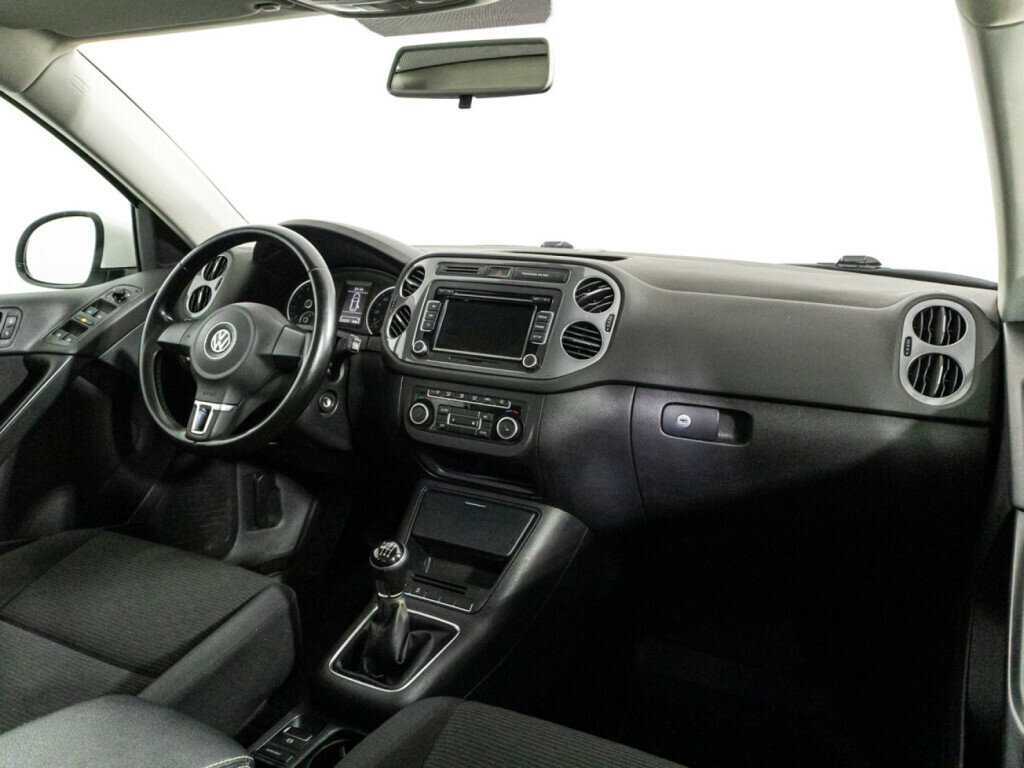 Купить Volkswagen Tiguan с пробегом. Фото: #8