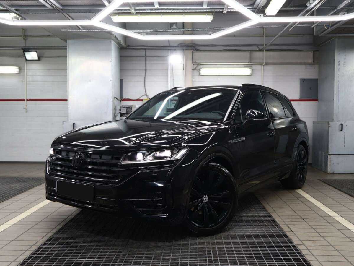 Купить Volkswagen Touareg с пробегом. Посмотреть фото