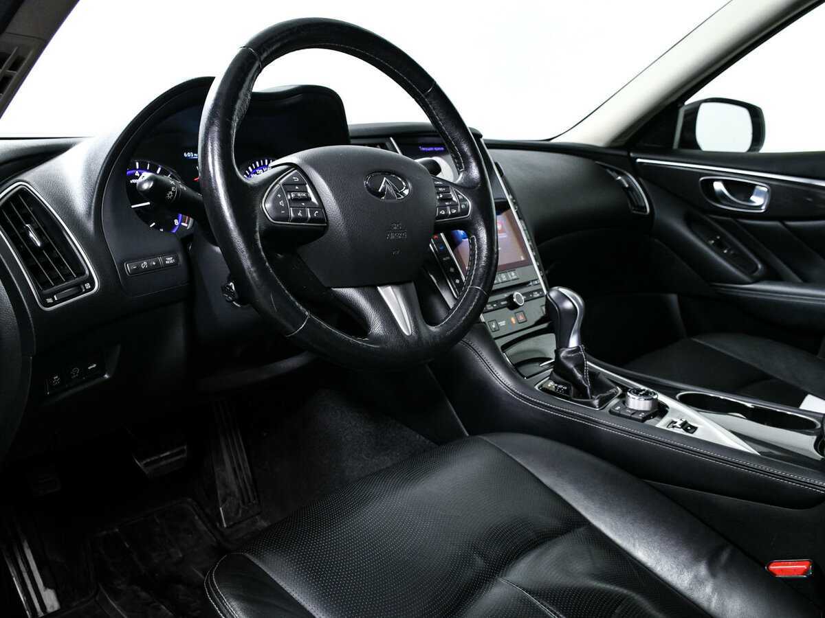 Купить Infiniti Q50 с пробегом. Фото: #12
