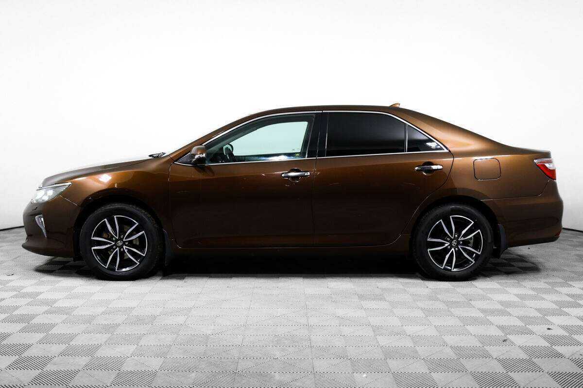 Купить Toyota Camry с пробегом. Фото: #7