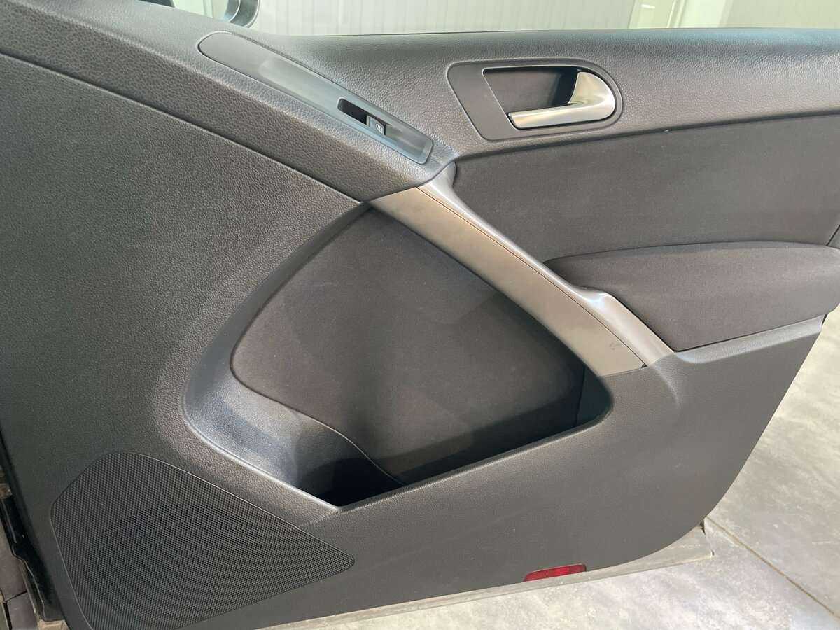 Купить Volkswagen Tiguan с пробегом. Фото: #20