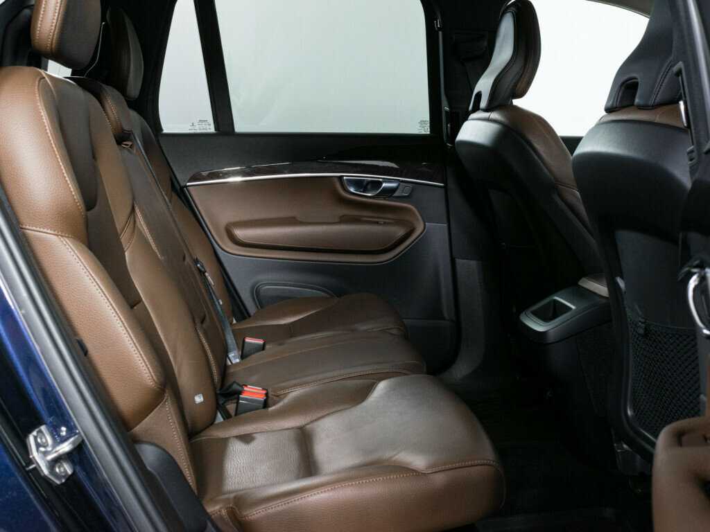 Купить Volvo XC90 с пробегом. Фото: #8