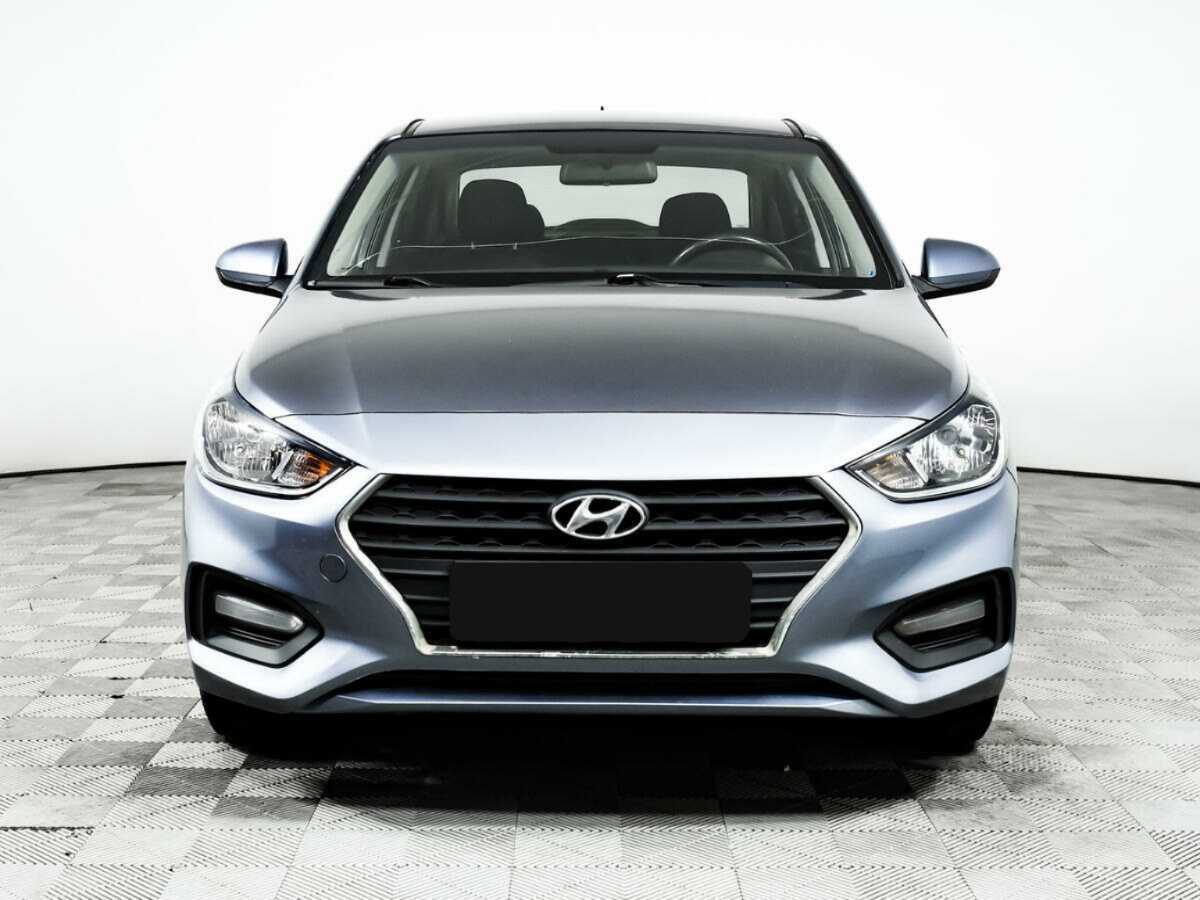 Купить Hyundai Solaris с пробегом. Фото: #1