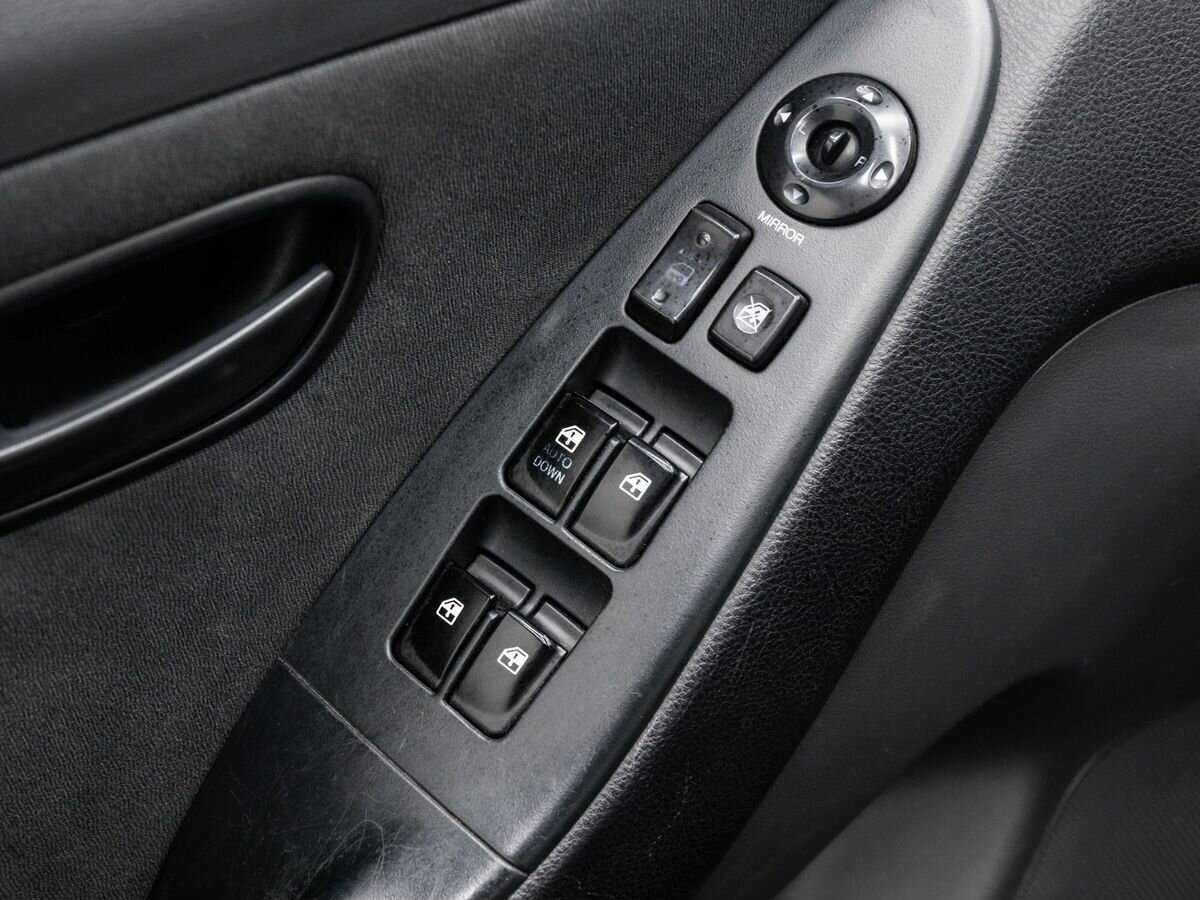 Купить Hyundai Elantra с пробегом. Фото: #14