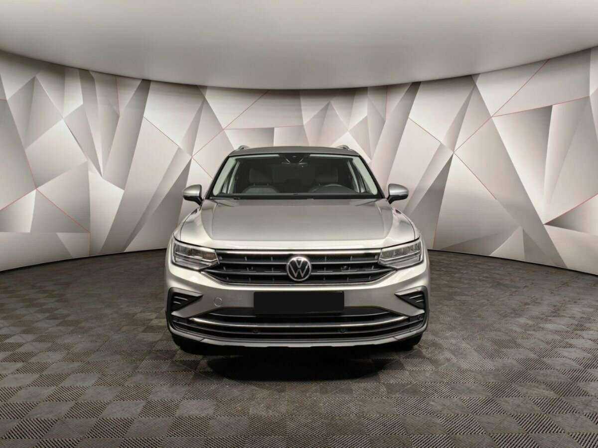 Купить Volkswagen Tiguan с пробегом. Фото: #6