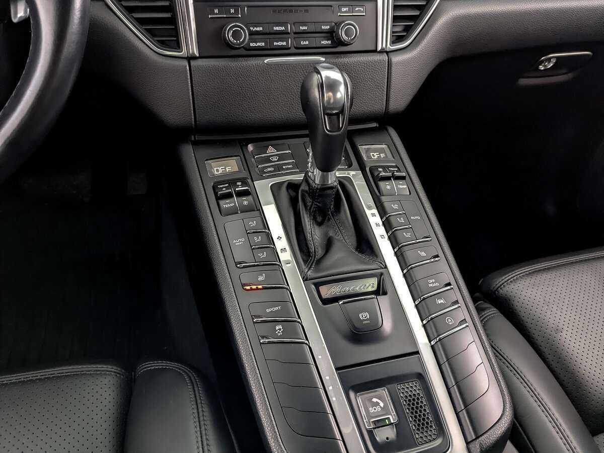 Купить Porsche Macan с пробегом. Фото: #27