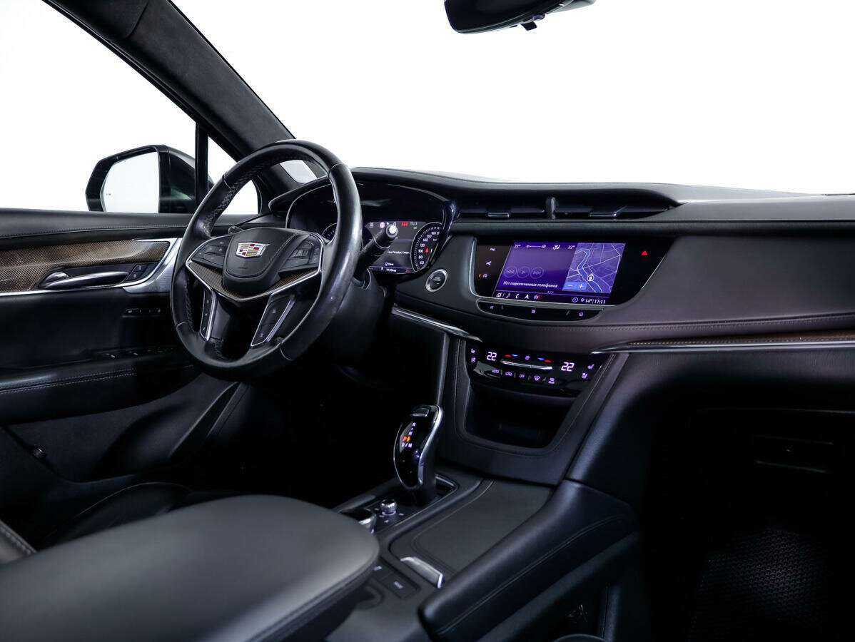 Купить Cadillac XT5 с пробегом. Фото: #7