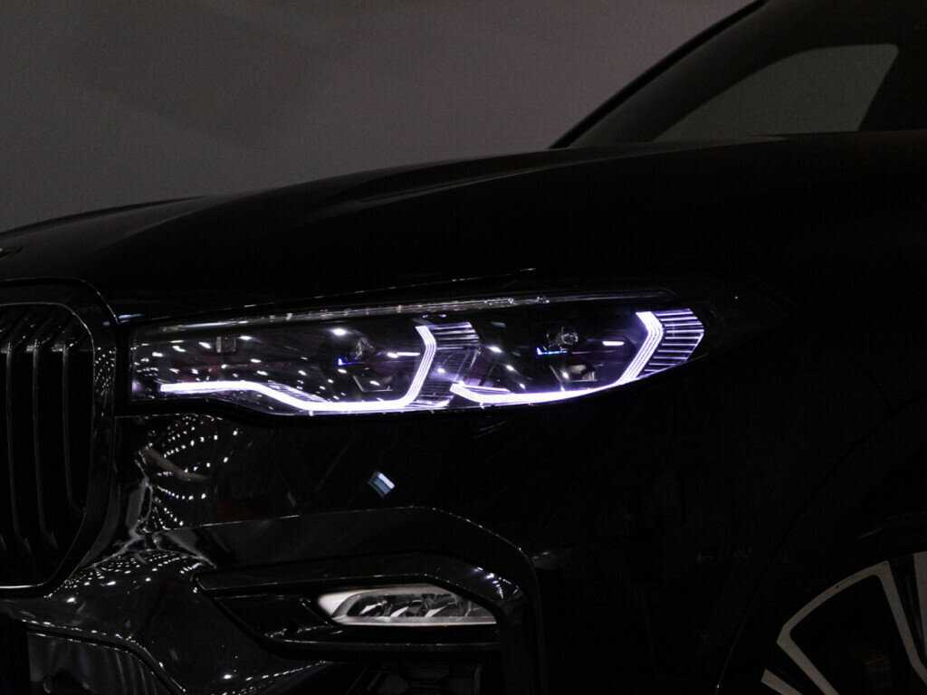 Купить BMW X7 с пробегом. Фото: #36