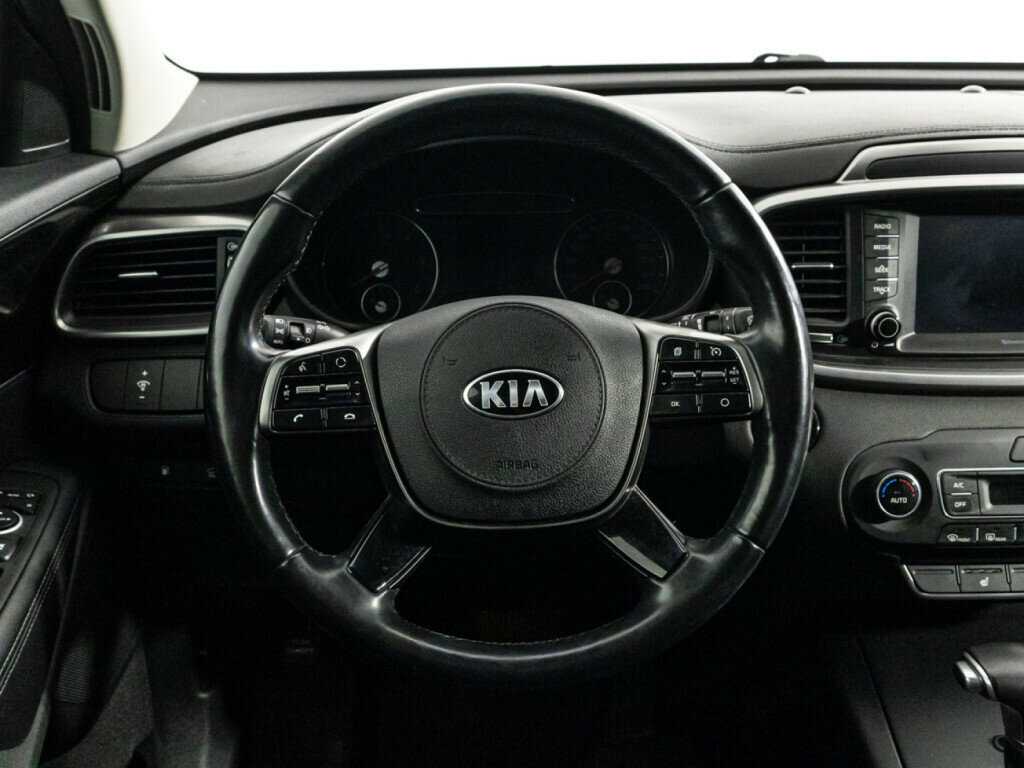 Купить Kia Sorento с пробегом. Фото: #24