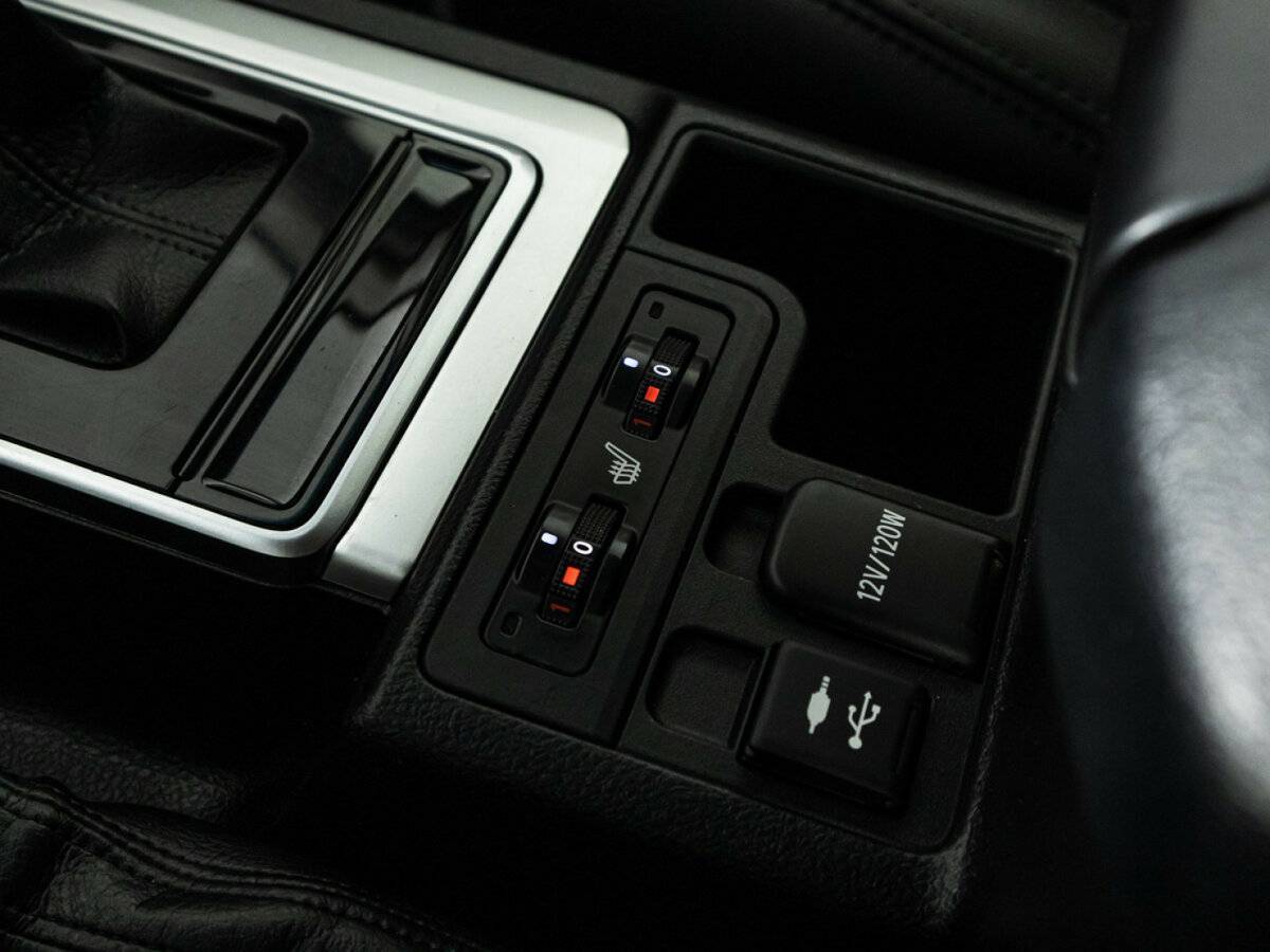 Купить Toyota Land Cruiser Prado с пробегом. Фото: #20