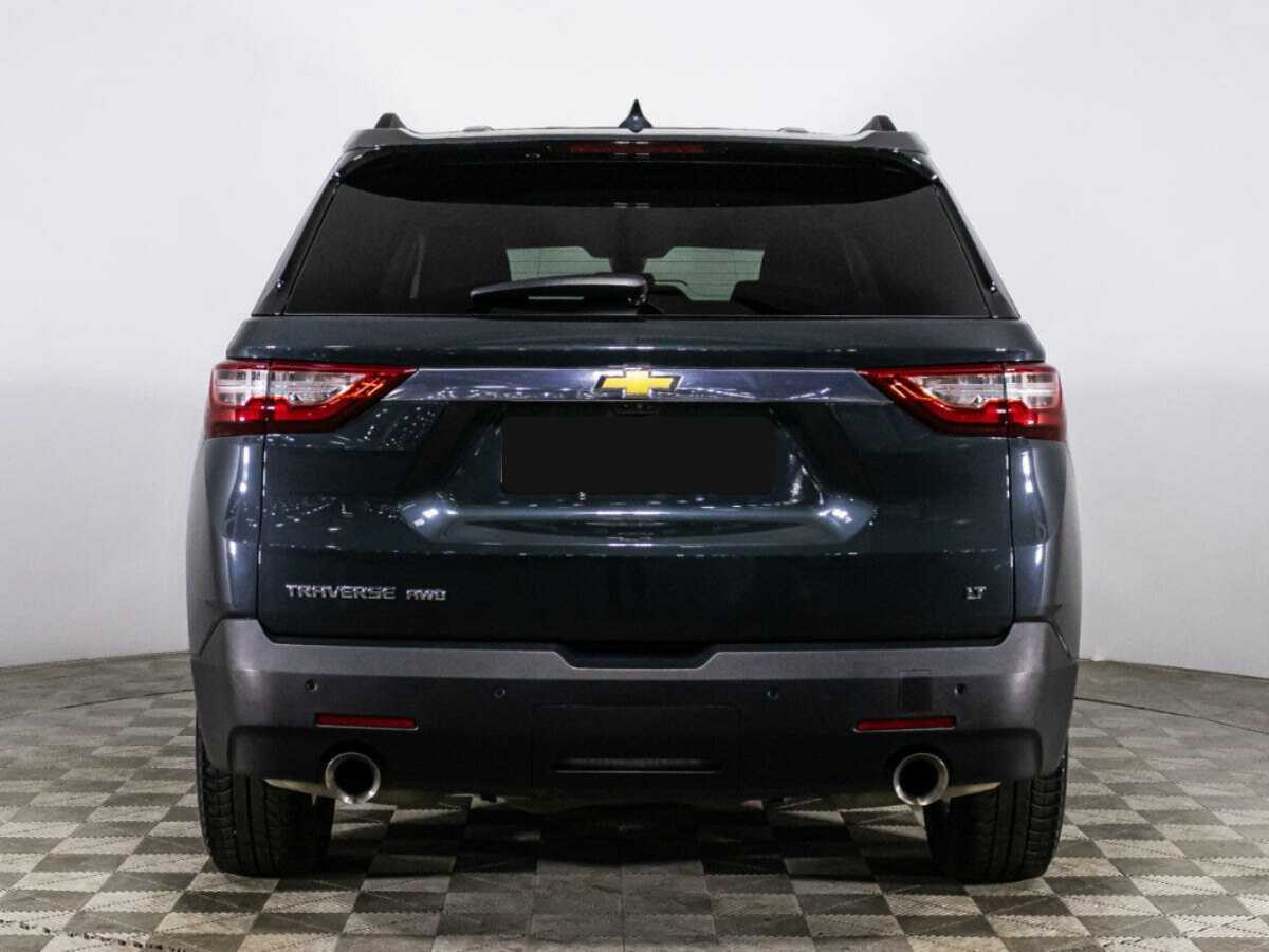 Купить Chevrolet Traverse с пробегом. Фото: #4