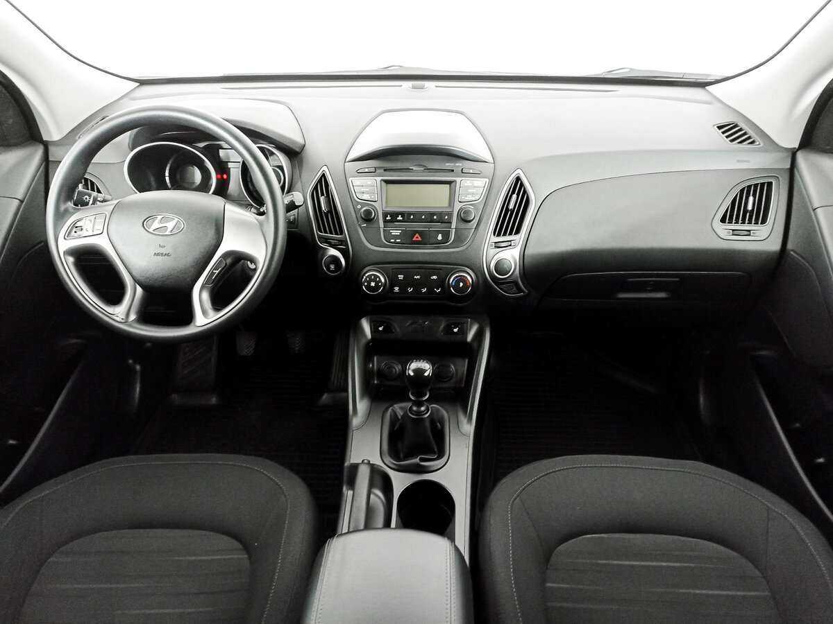 Купить Hyundai ix35 с пробегом. Фото: #11