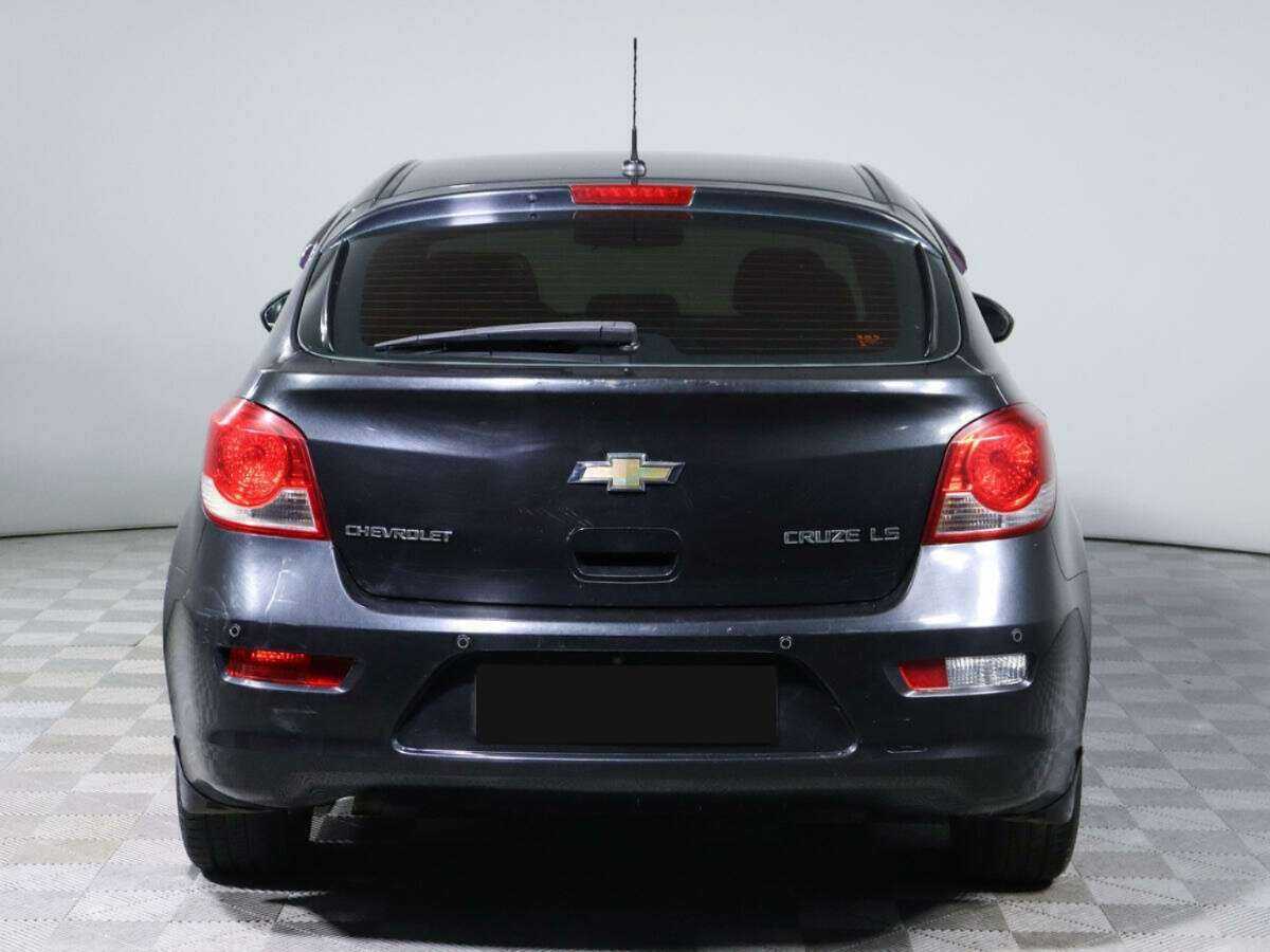 Купить Chevrolet Cruze с пробегом. Фото: #4