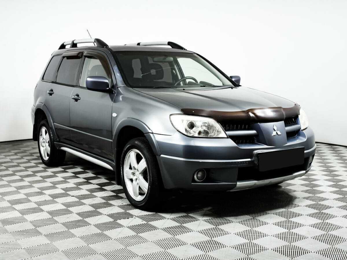 Купить Mitsubishi Outlander с пробегом. Фото: #2