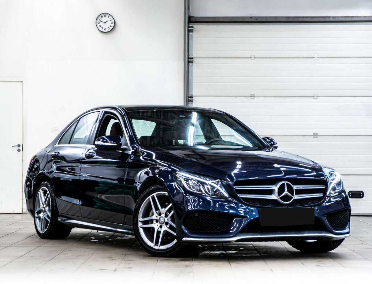 Купить Mercedes-Benz C-Класс с пробегом. Фото: #1