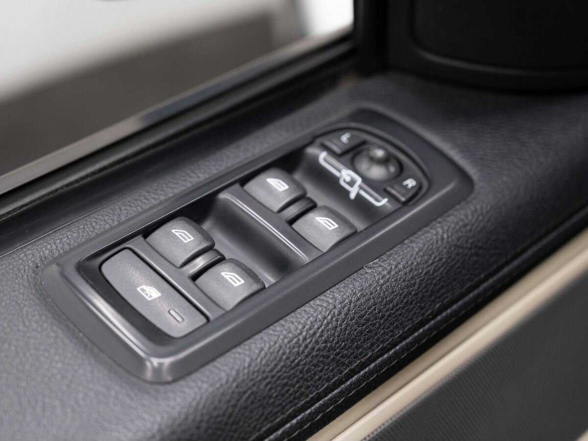 Купить Land Rover Range Rover Sport с пробегом. Фото: #19