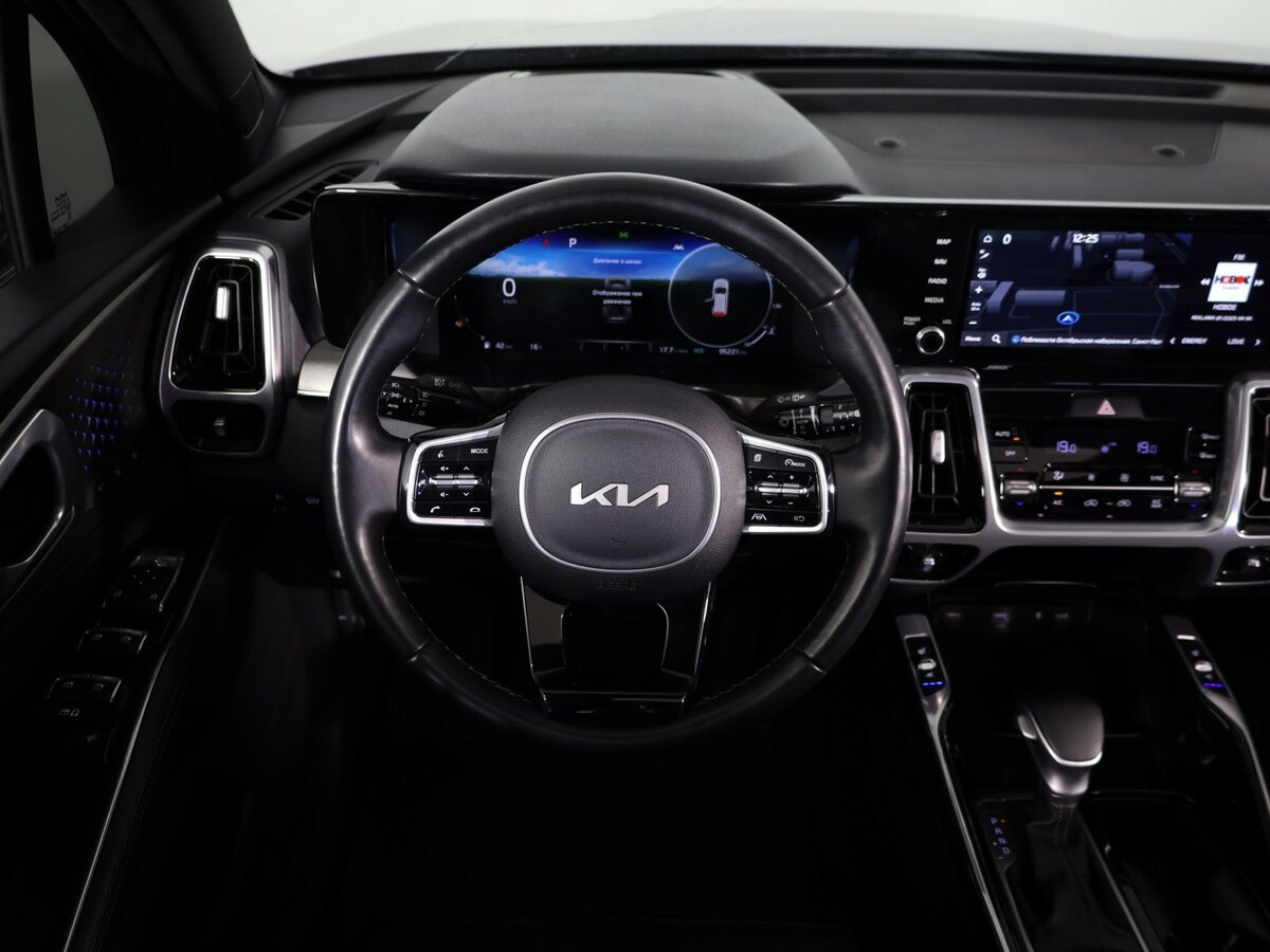Купить Kia Sorento с пробегом. Фото: #9
