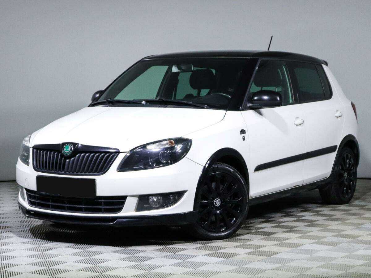 Купить Skoda Fabia с пробегом. Посмотреть фото