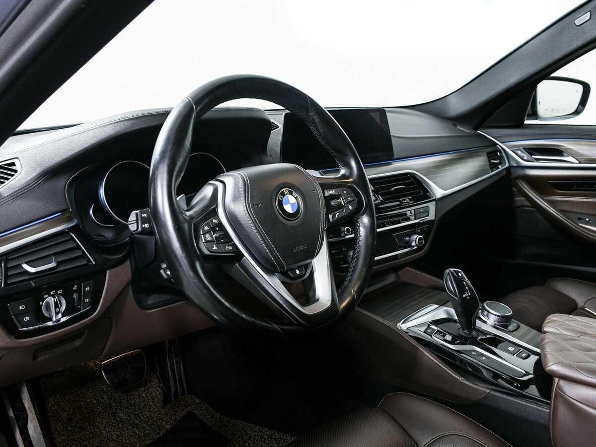 Купить BMW 5 серии с пробегом. Фото: #11