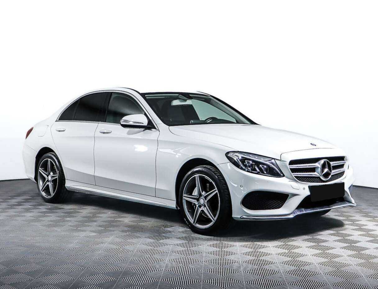 Купить Mercedes-Benz C-Класс с пробегом. Фото: #2