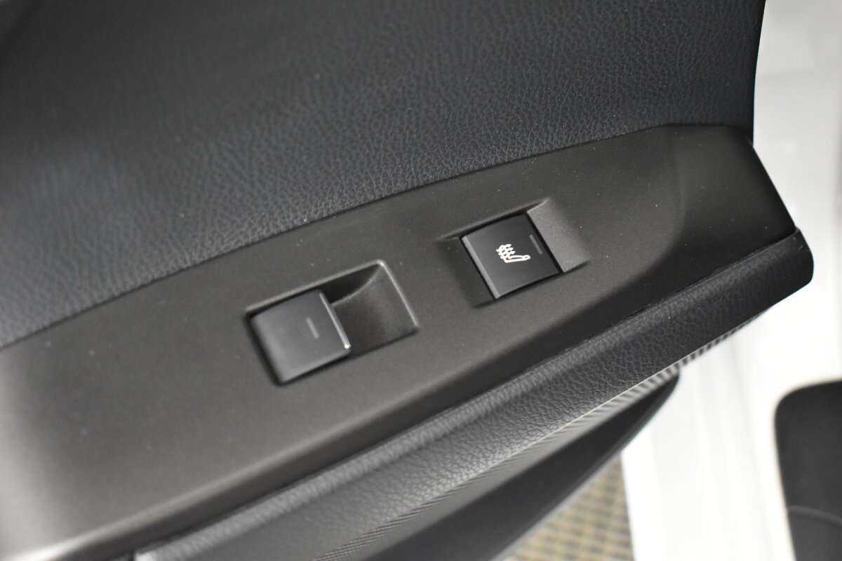 Купить Toyota Camry с пробегом. Фото: #12