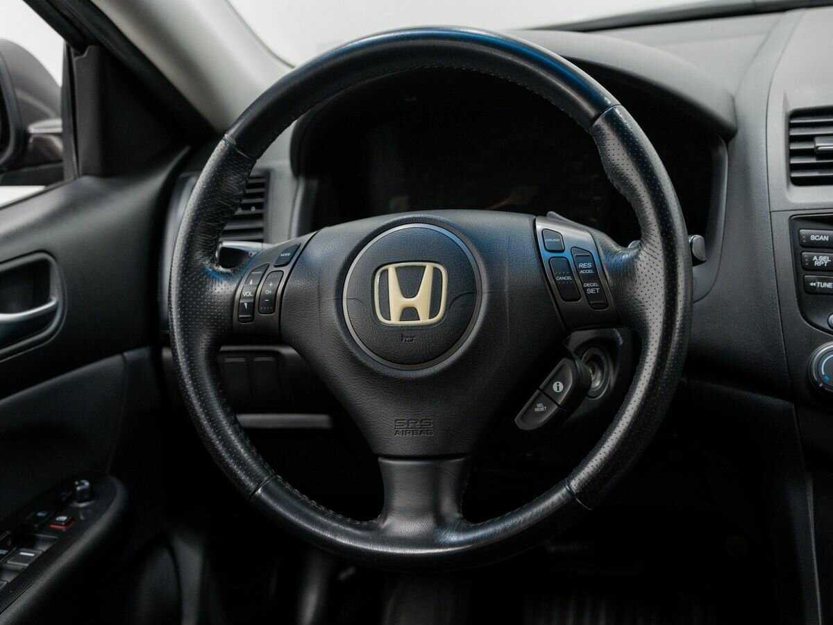Купить Honda Accord с пробегом. Фото: #10