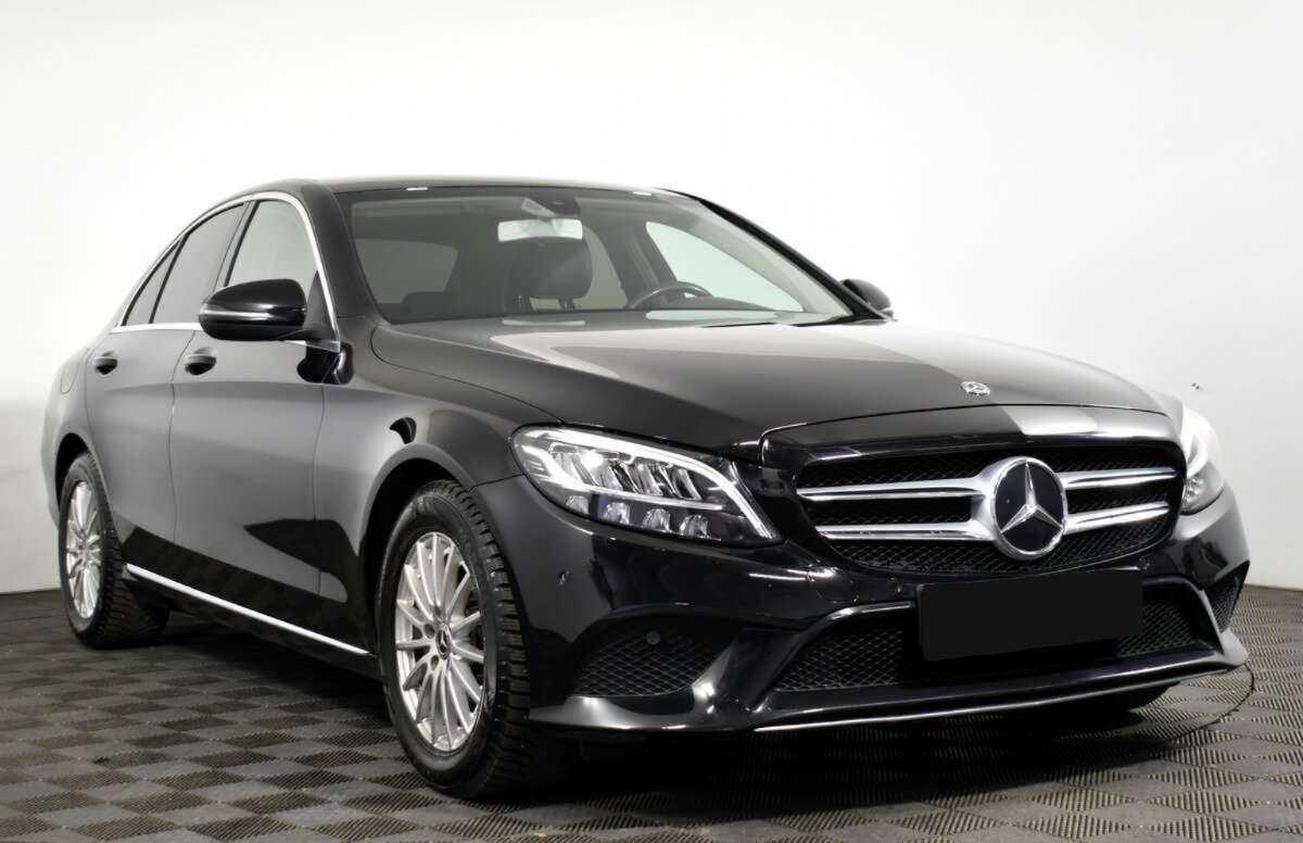Купить Mercedes-Benz C-Класс с пробегом. Фото: #2