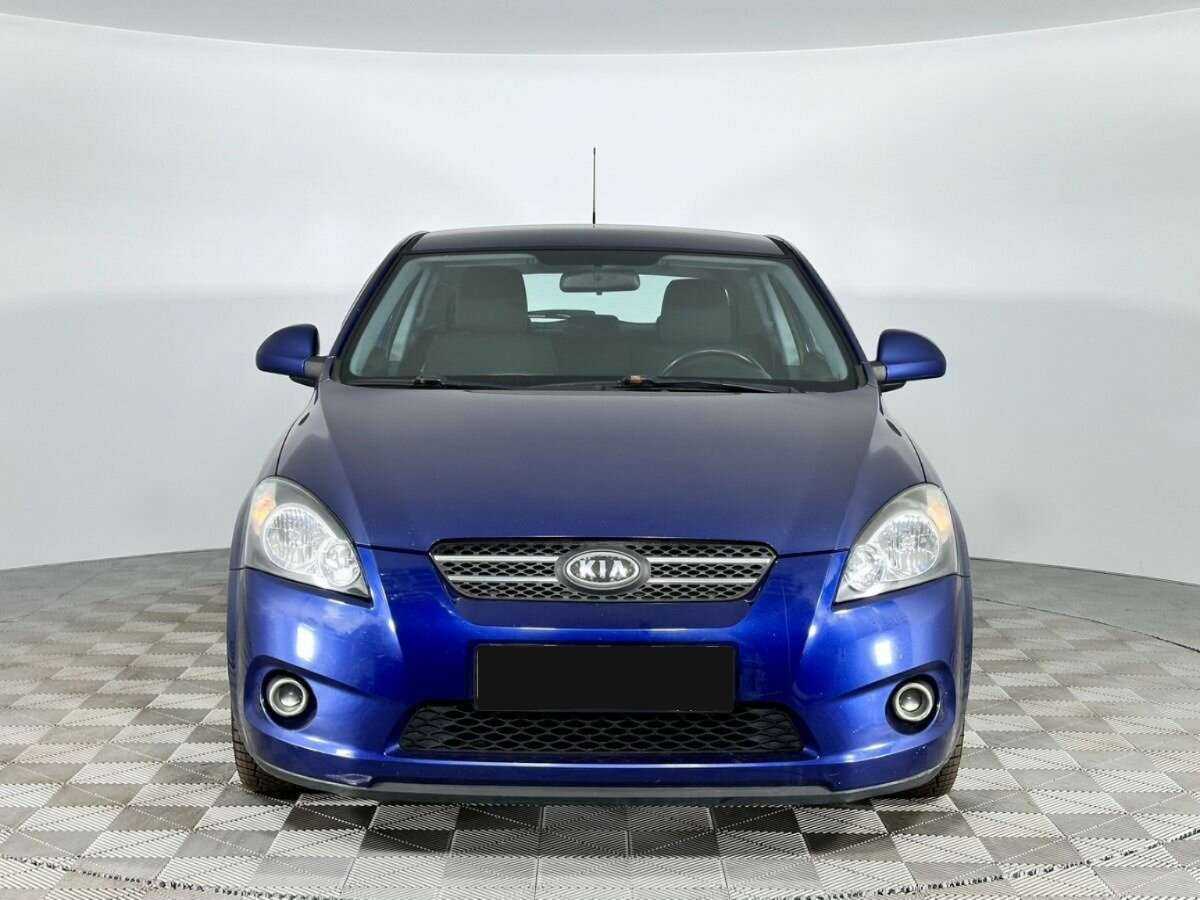 Купить Kia Ceed с пробегом. Фото: #2