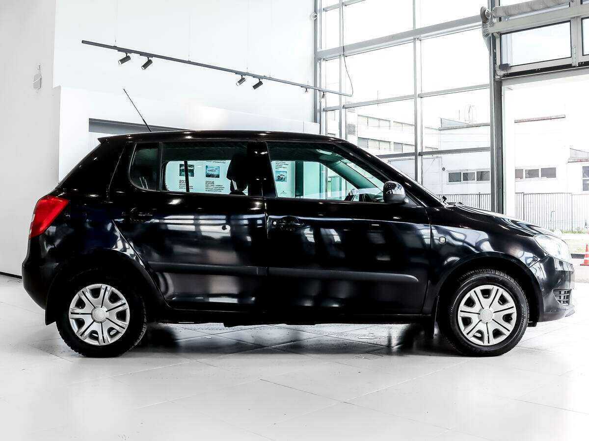 Купить Skoda Fabia с пробегом. Фото: #3
