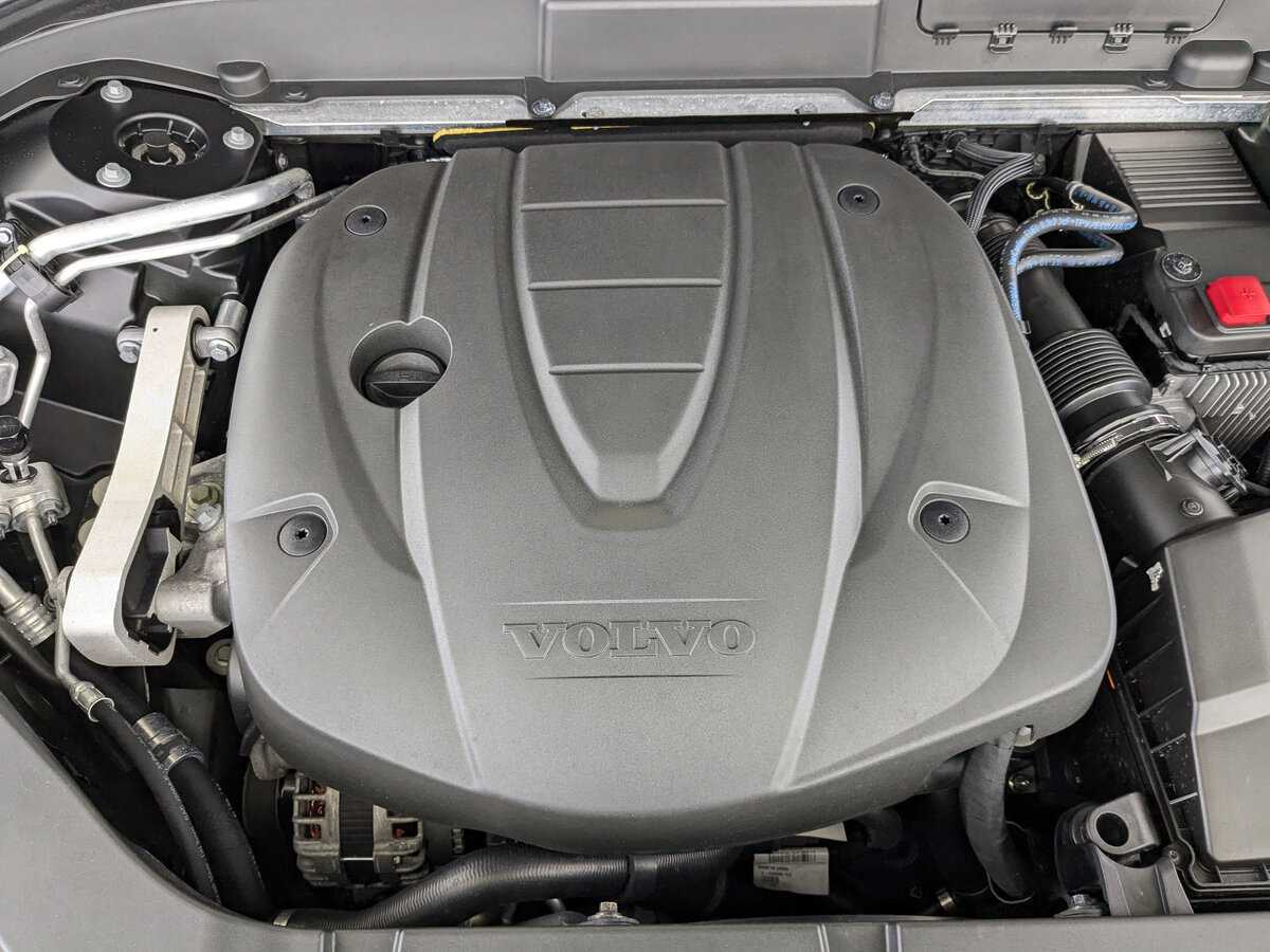 Купить Volvo XC60 с пробегом. Фото: #8