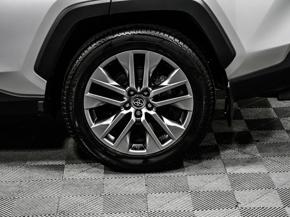 Купить Toyota RAV4 с пробегом. Фото: #13