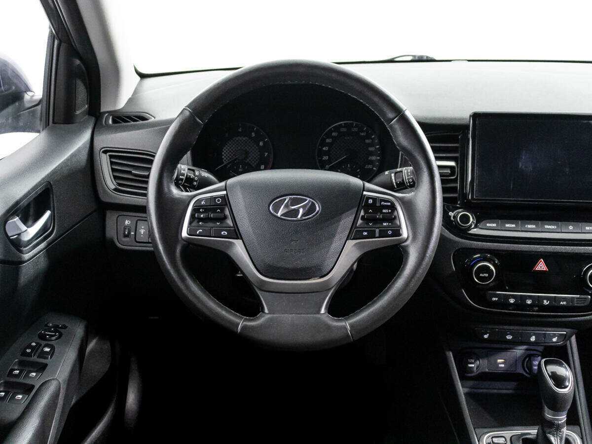 Купить Hyundai Solaris с пробегом. Фото: #16