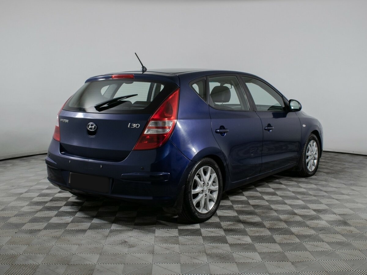 Купить Hyundai i30 с пробегом. Фото: #4