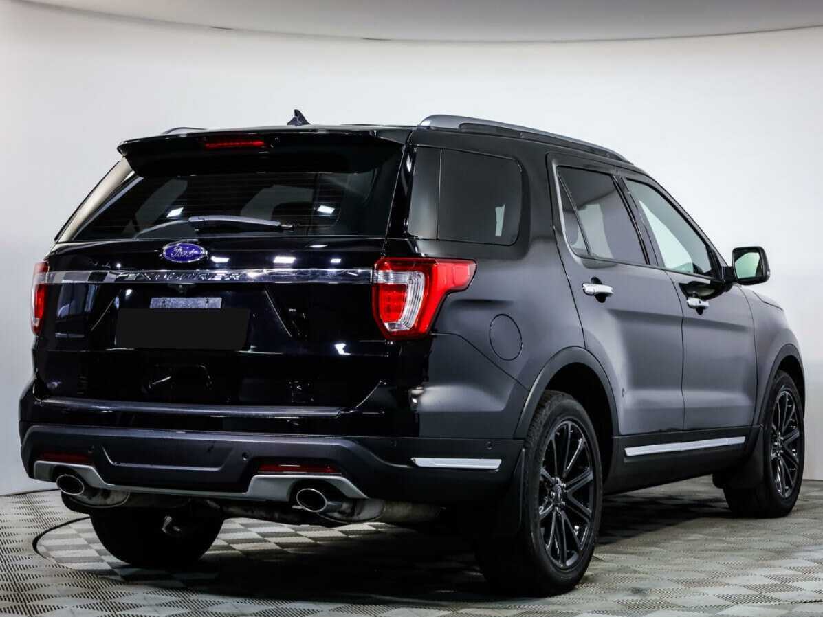 Купить Ford Explorer с пробегом. Фото: #3
