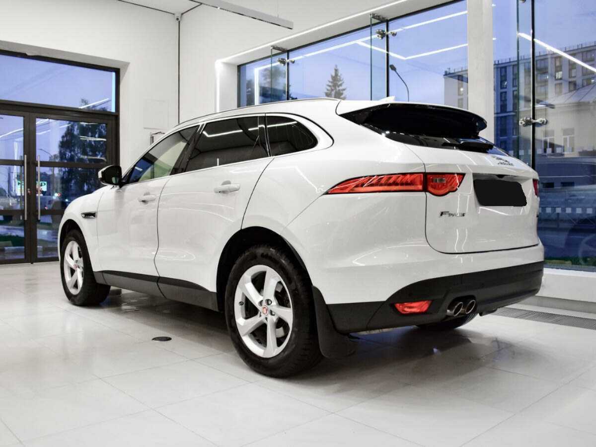 Купить Jaguar F-Pace с пробегом. Фото: #4