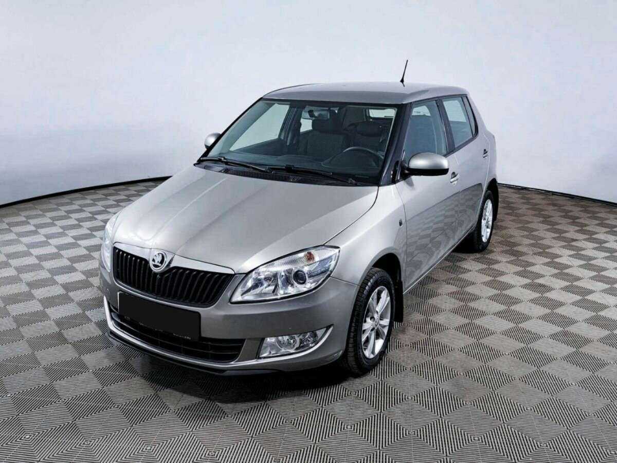 Купить Skoda Fabia с пробегом. Посмотреть фото