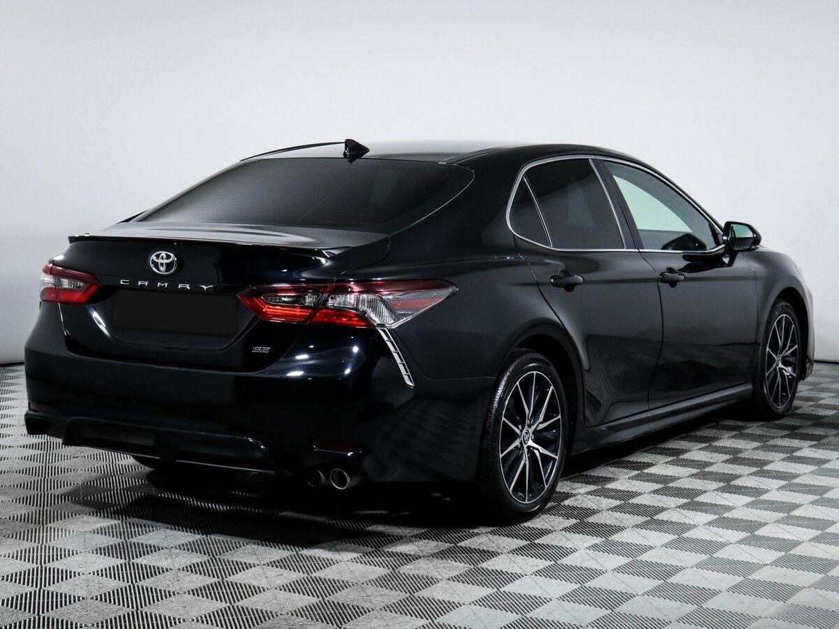 Купить Toyota Camry с пробегом. Фото: #3