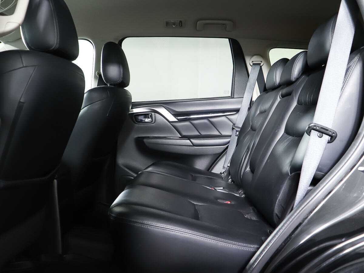 Купить Mitsubishi Pajero Sport с пробегом. Фото: #9