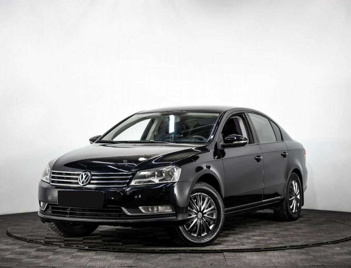 Купить Volkswagen Passat с пробегом. Посмотреть фото