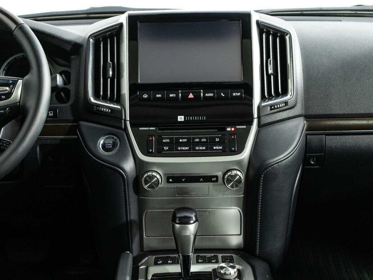 Купить Toyota Land Cruiser с пробегом. Фото: #13