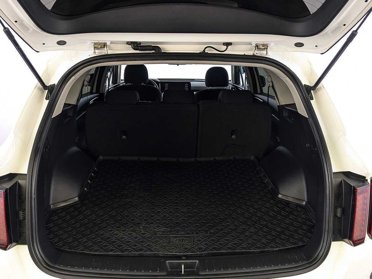 Купить Kia Sorento с пробегом. Фото: #9